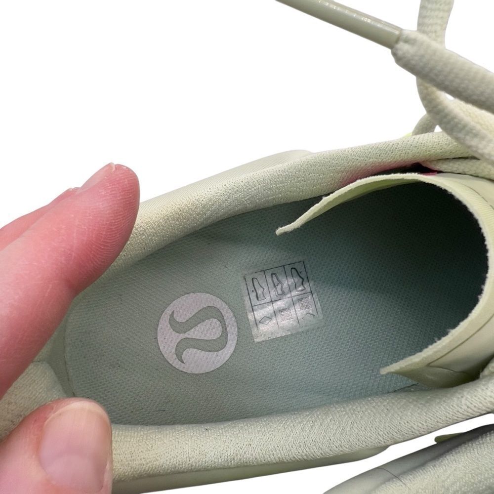 NWOT 8.5 Lululemon Blissfeel Trail Womens Running Shoe Dewy/SILD/FZap - Picture 9 of 11